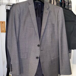 J crew Ludlow suit 38R 32/30